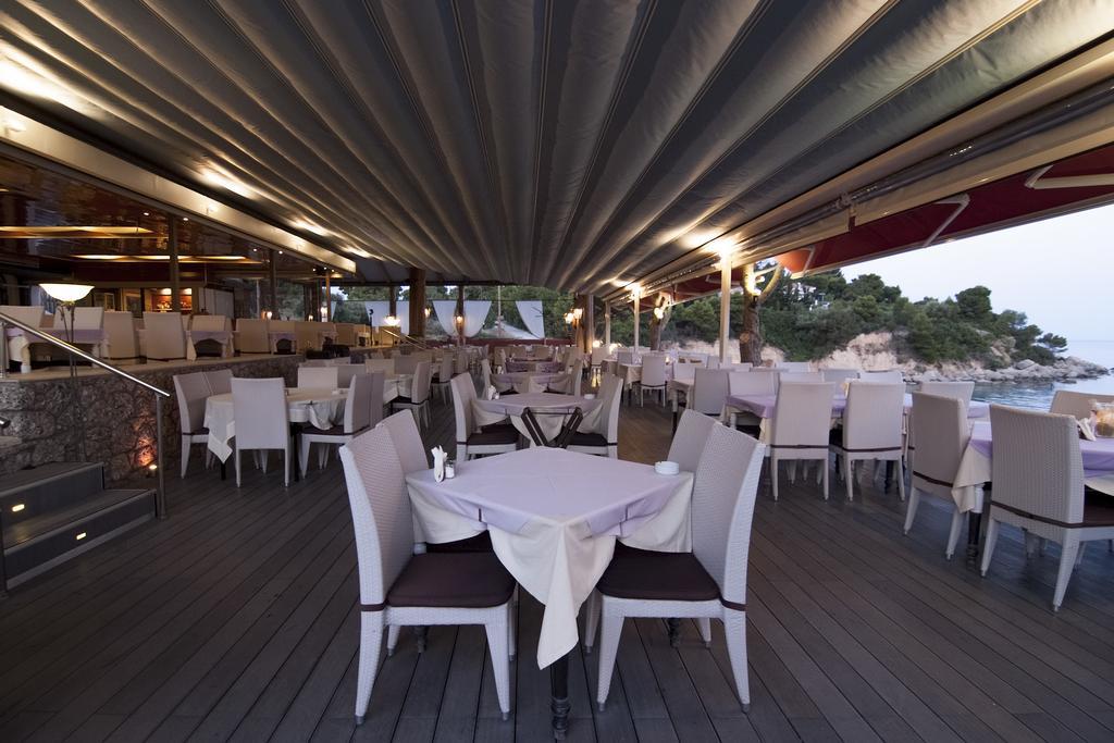Epavlis Beach Resort Porto Heli Exterior photo