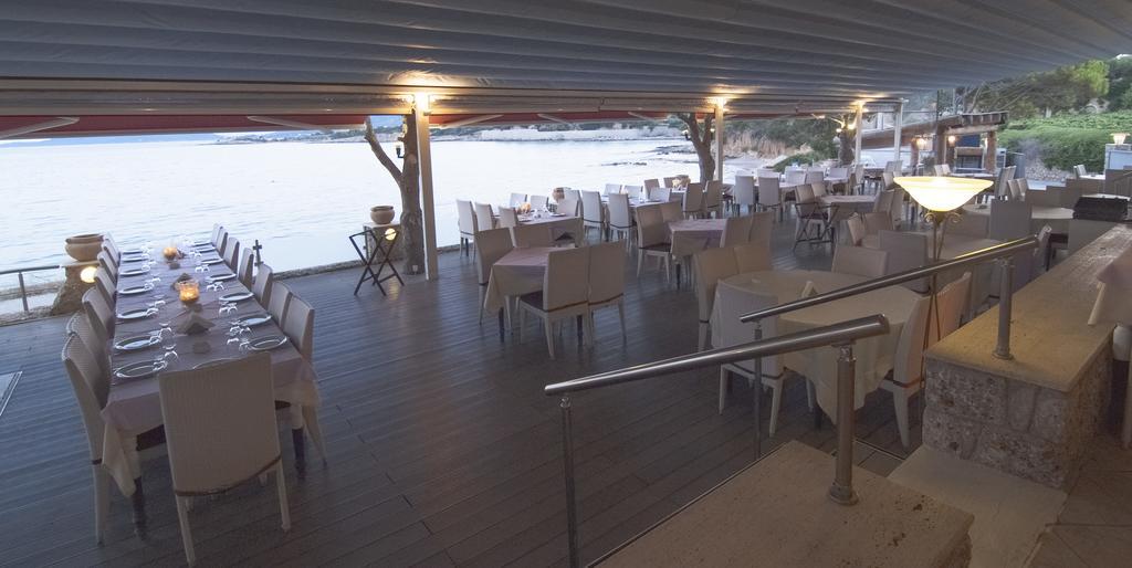 Epavlis Beach Resort Porto Heli Exterior photo