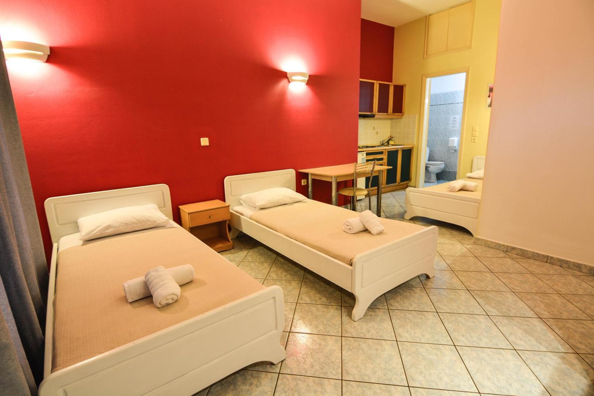 Epavlis Beach Resort Porto Heli Exterior photo