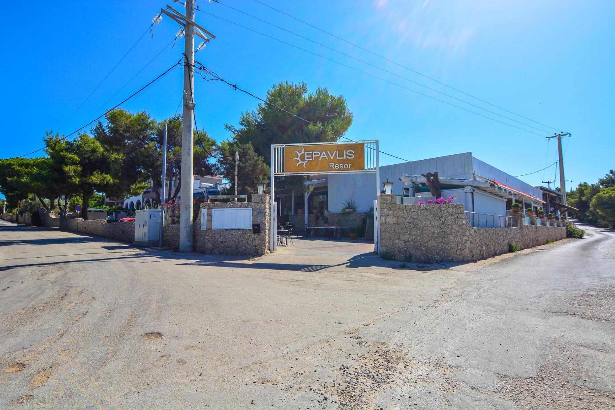 Epavlis Beach Resort Porto Heli Exterior photo
