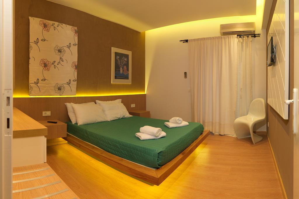Epavlis Beach Resort Porto Heli Exterior photo